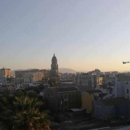 Apartamento En Pleno Centro De Малага Екстериор снимка